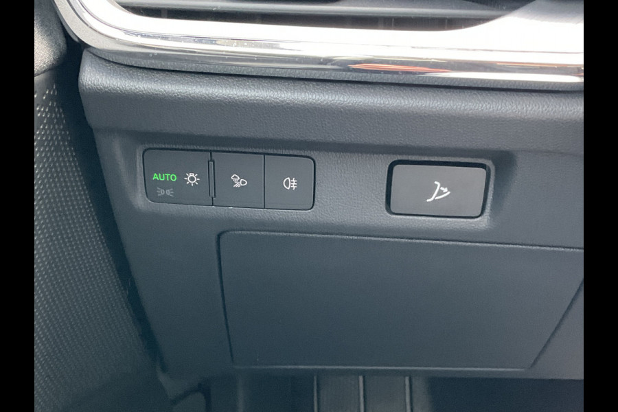 Škoda ENYAQ iV 80 Trekhaak Stoel/Stuurverw Carplay Camera 100% Elektrisch NL-Auto!