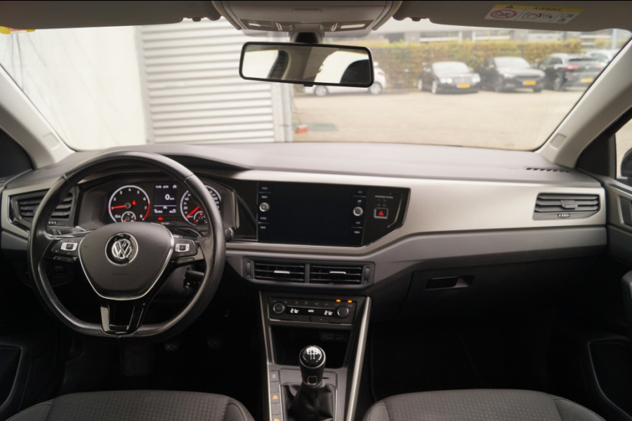 Volkswagen Polo 1.0 TSI Comfortline Business -ECC-CAM-PDC-NAVI-ACC-