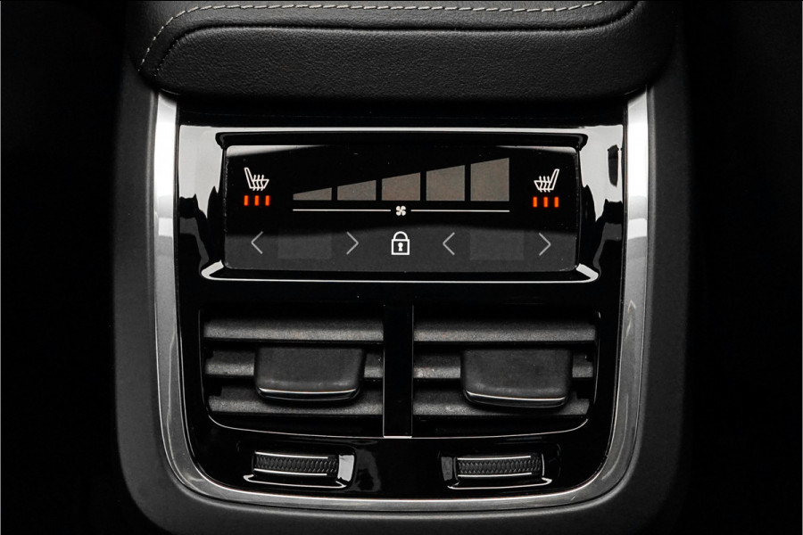 Volvo XC60 B5 Ultimate Bright Pano B&W Trekhaak HUD
