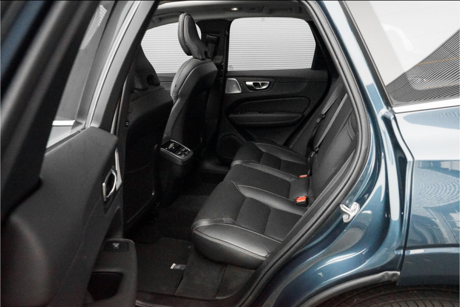Volvo XC60 B5 Ultimate Bright Pano B&W Trekhaak HUD