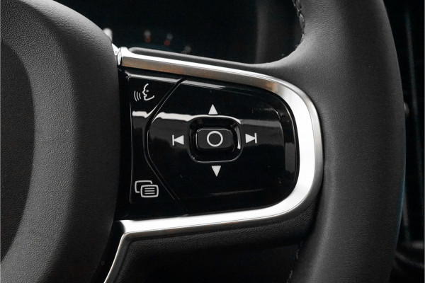 Volvo XC60 B5 Ultimate Bright Pano B&W Trekhaak HUD