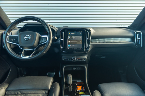 Volvo XC40 P8 Aut. R-Design Leder Navigatie 408pk