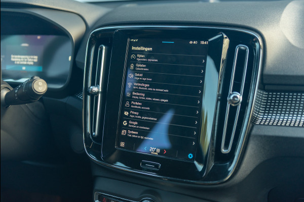 Volvo XC40 P8 Aut. R-Design Leder Navigatie 408pk