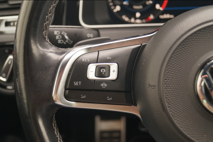Volkswagen Golf 1.5 TSI 150pk DSG R-Line Highline Business -DYNAUDIO-