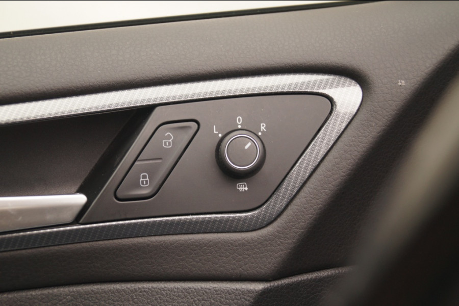 Volkswagen Golf 1.5 TSI 150pk DSG R-Line Highline Business -DYNAUDIO-