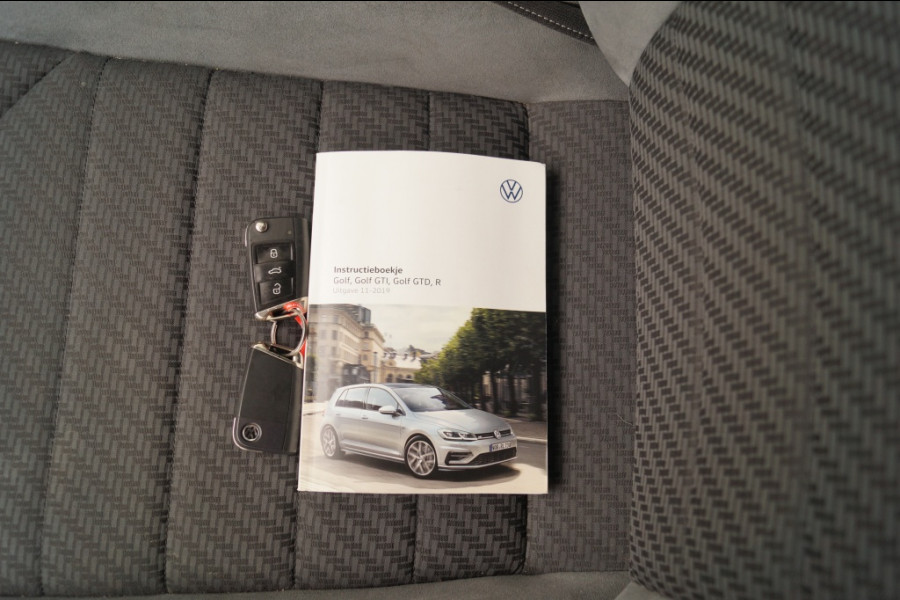Volkswagen Golf 1.5 TSI 150pk DSG R-Line Highline Business -DYNAUDIO-