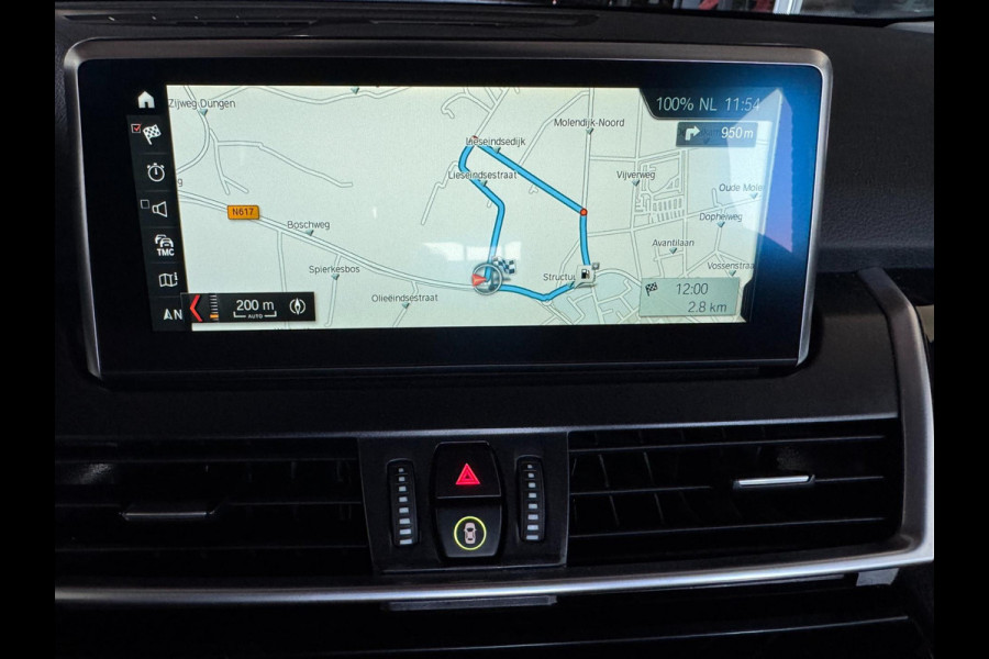 BMW 2 Serie Active Tourer 218i High Executive AUTOMAAT SPORT LEDER NAVI CLIMAAT CONTROL STOELVERWARMING