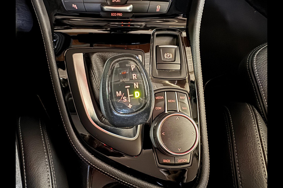 BMW 2 Serie Active Tourer 218i High Executive AUTOMAAT SPORT LEDER NAVI CLIMAAT CONTROL STOELVERWARMING