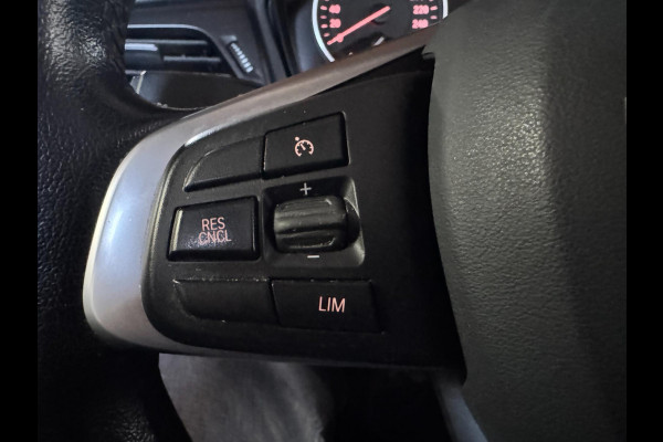 BMW 2 Serie Active Tourer 218i High Executive AUTOMAAT SPORT LEDER NAVI CLIMAAT CONTROL STOELVERWARMING