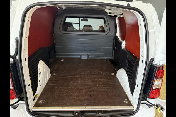 Peugeot Partner 120 1.6 BlueHDi 75 L1 Première | Navi | Cruise