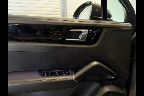 Porsche Cayenne Coupé 3.0 E-Hybrid-PANO-HEAD UP-LUCHTV.-STOELEN 18 VOUDIG-ACC-4 WIELSTURING-COMPLEET