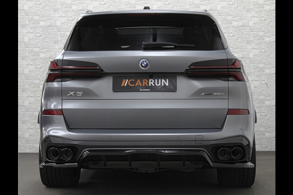 BMW X5 50e *7x Op Voorraad* M-Sport Pro | Performancepakket | Frozen Grey | Carbon Pakket | Indiv. Leder | 78500.= ex BTW | 12-2023 | Comfortstoelen met Ventilatie  | Isolatieglas | Keyless-Entry | Memory | M-Gordels | Stuurverwarming | Stoelverwarming V+A | Zonwering | Beker Koeling & Verwarming | Panorama | Standkachel | Carplay |