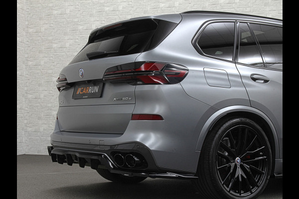 BMW X5 50e *7x Op Voorraad* M-Sport Pro | Performancepakket | Frozen Grey | Carbon Pakket | Indiv. Leder | 78500.= ex BTW | 12-2023 | Comfortstoelen met Ventilatie  | Isolatieglas | Keyless-Entry | Memory | M-Gordels | Stuurverwarming | Stoelverwarming V+A | Zonwering | Beker Koeling & Verwarming | Panorama | Standkachel | Carplay |