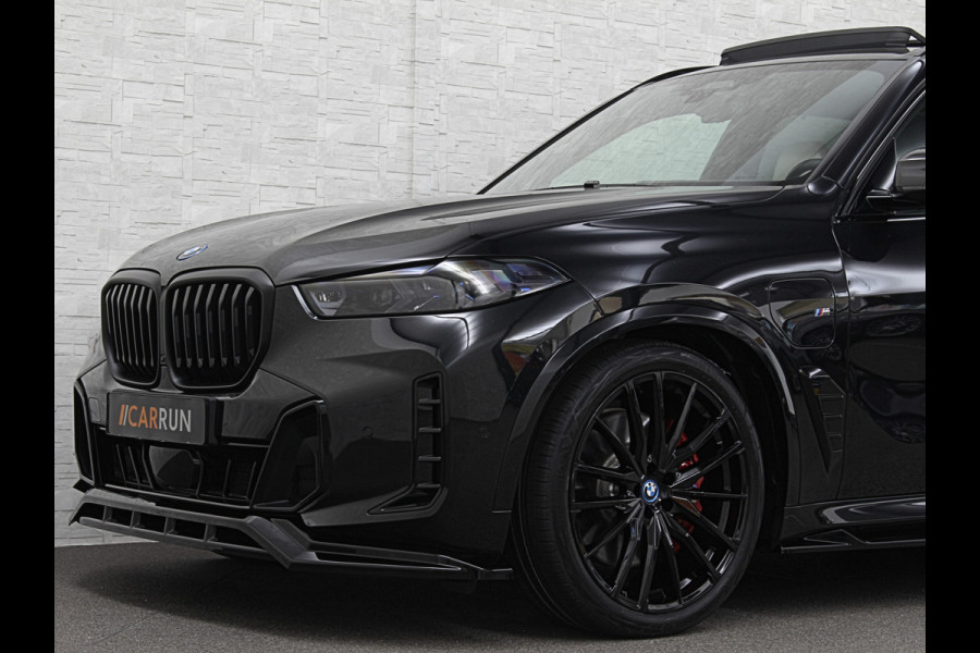 BMW X5 50e *7x Op Voorraad* M-Sport Pro Performance | 360 View | Massage & Ventilatie | ACC | Individual Leder | Pano | Head-Up | 22'' | Stoelverwarming V+A | Laser-LED | 2x Memory | Keyless-Entry | Trekhaak | Comfortstoelen | Beker Koeling+Verwarming | Stuurverwarming | Zonwering | Carplay | Draadloos Laden |