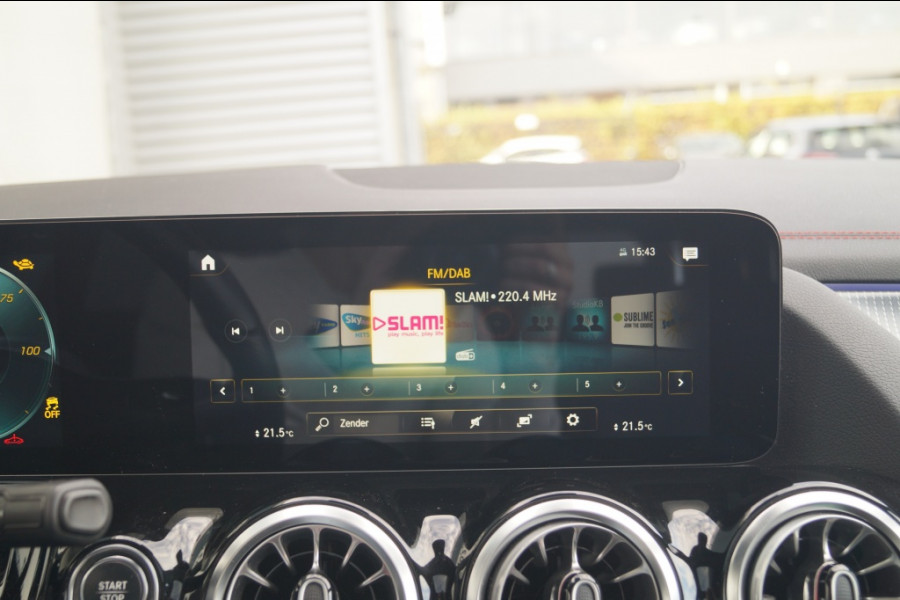 Mercedes-Benz EQA 250 Business Solution AMG 67kWh -PANO-LED-CAM-