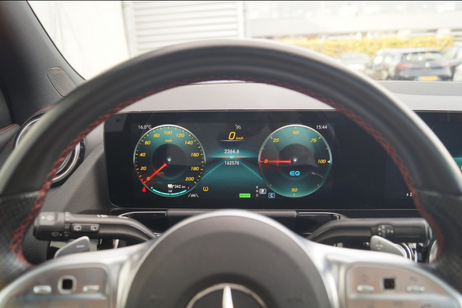 Mercedes-Benz EQA 250 Business Solution AMG 67kWh -PANO-LED-CAM-