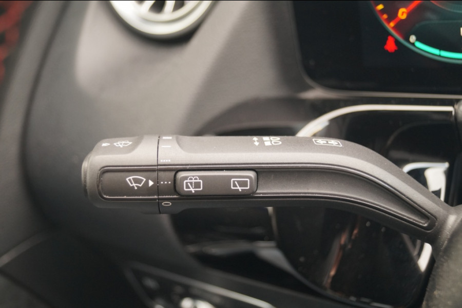 Mercedes-Benz EQA 250 Business Solution AMG 67kWh -PANO-LED-CAM-
