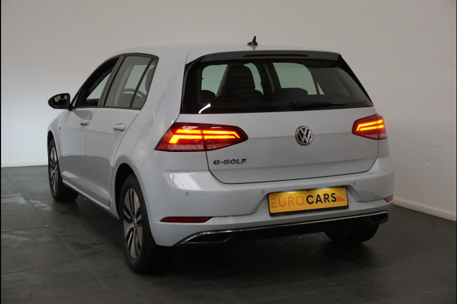 Volkswagen e-Golf e-Golf Navigatie Climate Control Parkeer sensoren V+A Privacy Glass