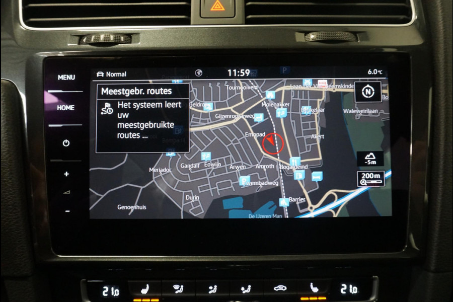 Volkswagen e-Golf e-Golf Navigatie Climate Control Parkeer sensoren V+A Privacy Glass