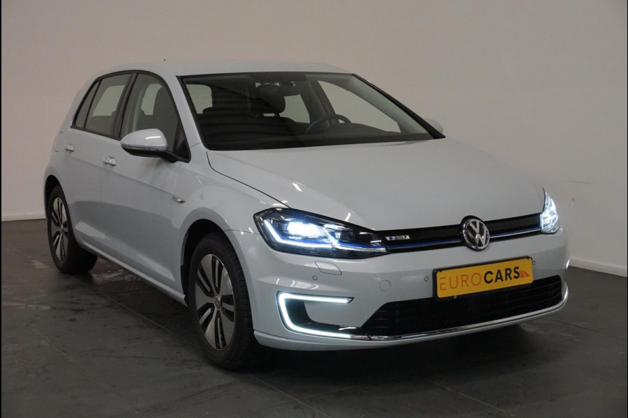 Volkswagen e-Golf e-Golf Navigatie Climate Control Parkeer sensoren V+A Privacy Glass