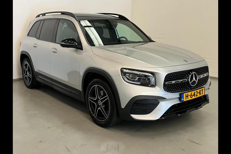 Mercedes-Benz Glb 200 / AMG / NL-auto / BTW / Pano / Memory