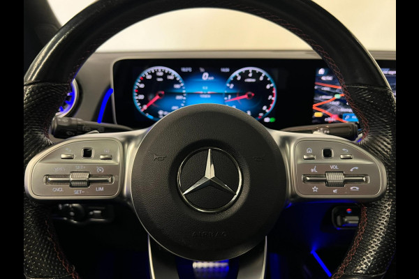 Mercedes-Benz Glb 200 / AMG / NL-auto / BTW / Pano / Memory