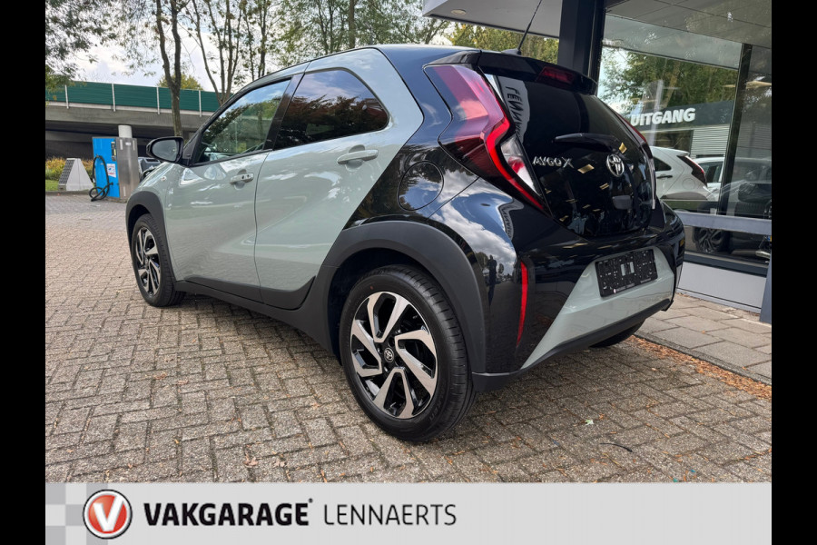 Toyota Aygo X 1.0 VVT-i S-CVT Envy AUTOMAAT, navi, carplay, pdc v+a, Rijklaarprijs