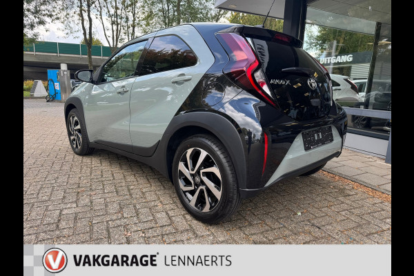 Toyota Aygo X 1.0 VVT-i S-CVT Envy AUTOMAAT, navi, carplay, pdc v+a, Rijklaarprijs