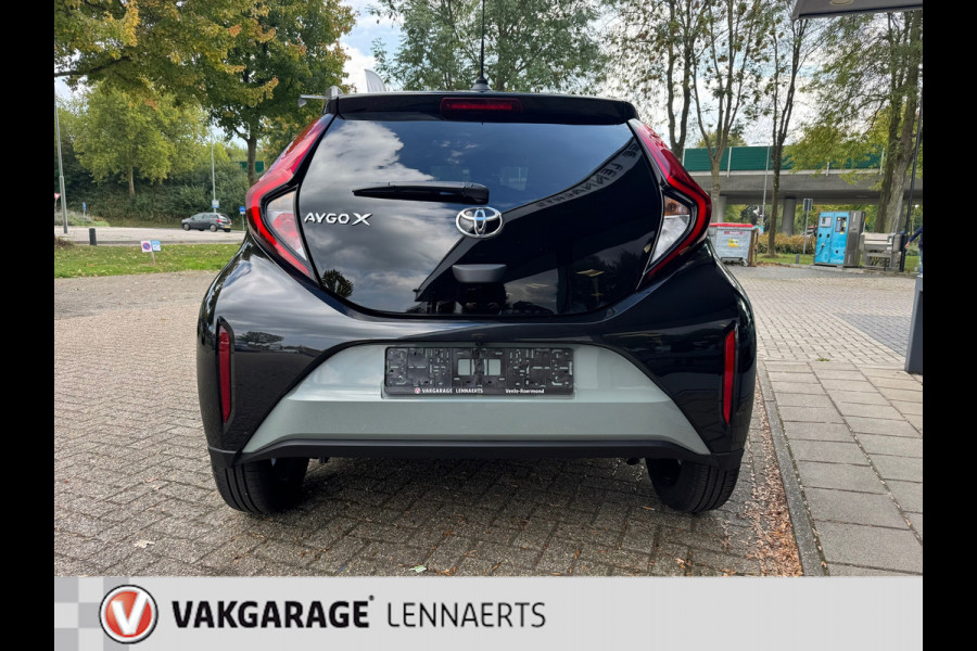 Toyota Aygo X 1.0 VVT-i S-CVT Envy AUTOMAAT, navi, carplay, pdc v+a, Rijklaarprijs