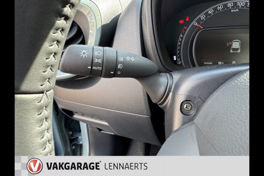 Toyota Aygo X 1.0 VVT-i S-CVT Envy AUTOMAAT, navi, carplay, pdc v+a, Rijklaarprijs
