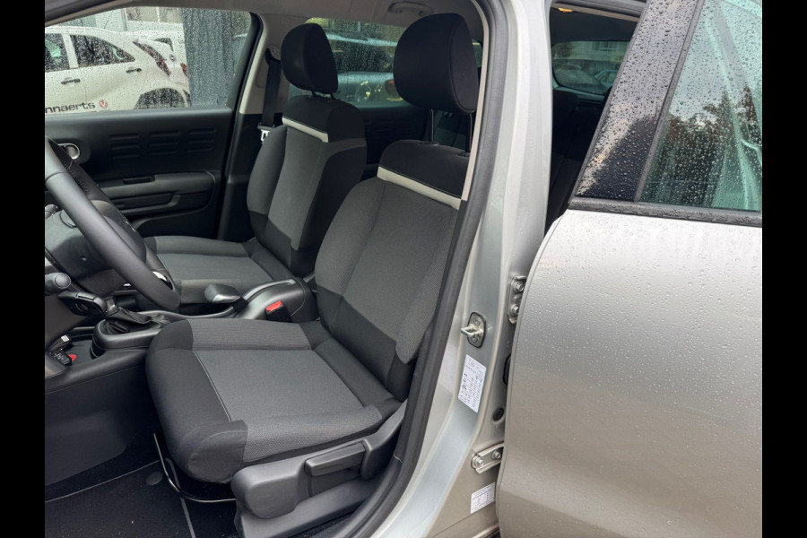 Citroën C3 Aircross 1.2 PT 110 pk AUTOMAAT Shine Navi, keyless, camera, airco. ect. Rijklaarprijs / 12 mnd garantie