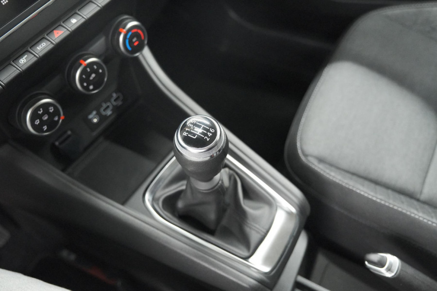 Renault Captur TCe 90 Evolution | Parkeersensoren | Navigatie | Allseason Banden | Apple Carplay Renault Captur TCe 90 Evolution | Parkeersensoren | Navigatie | Allseason Banden | Apple Carplay