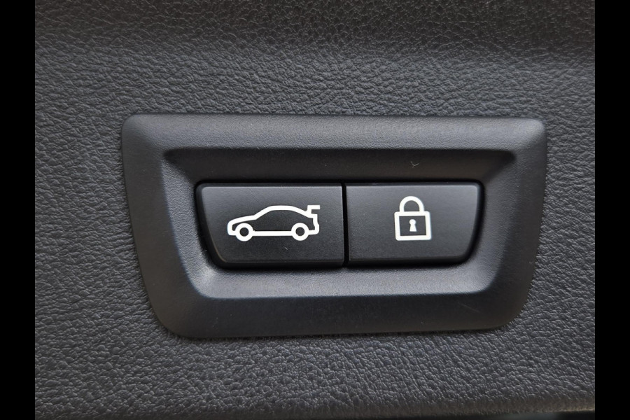 BMW X3 xDrive30e M SPORT | PANORAMA | 360 CAMERA | LEDER | LASER | KEYLESS ENTRY | BMW LIVE COCKPIT PROF. |