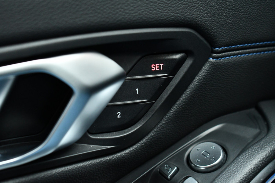 BMW 3-serie 330e M-Sport Pano 360 HUD H/K Laser 19inch El-zetels