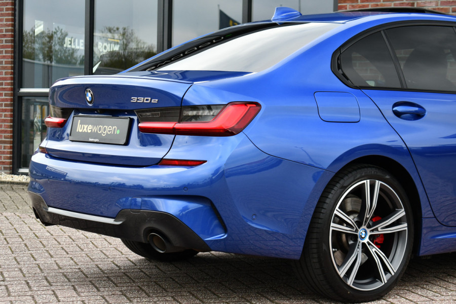 BMW 3-serie 330e M-Sport Pano 360 HUD H/K Laser 19inch El-zetels