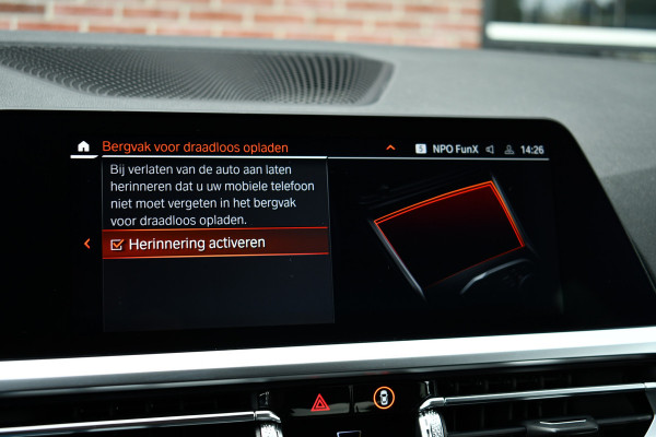 BMW 3-serie 330e M-Sport Pano 360 HUD H/K Laser 19inch El-zetels