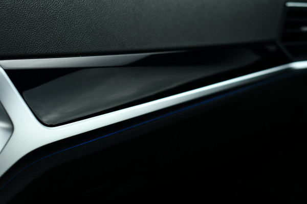 BMW 3-serie 330e M-Sport Pano 360 HUD H/K Laser 19inch El-zetels