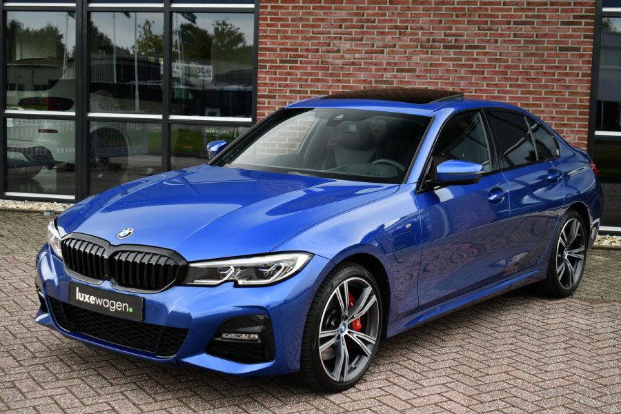 BMW 3-serie 330e M-Sport Pano 360 HUD H/K Laser 19inch El-zetels