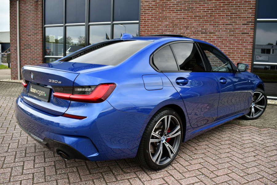 BMW 3-serie 330e M-Sport Pano 360 HUD H/K Laser 19inch El-zetels