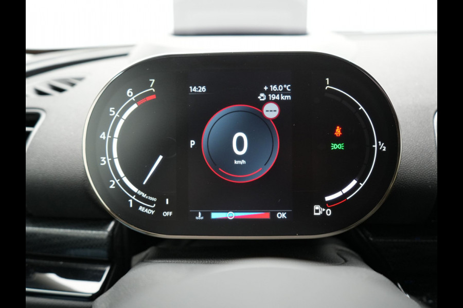 MINI Clubman 1.5 Cooper Black Edition Automaat 136pk | Trekhaak Afneembaar | Panodak | Head Up | Camera | Lederen Sportstoelen Verwarmd | Apple Carplay | Navigatie | Cruise Control | Virtual | DAB |