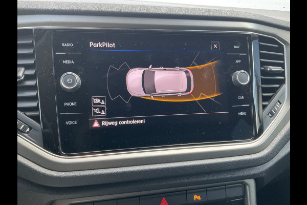 Volkswagen T-Roc 1.5 TSI Sport Trekhaak Automaat Adap.Cruise Navi Carplay PDC Stoelverw 49430KM!