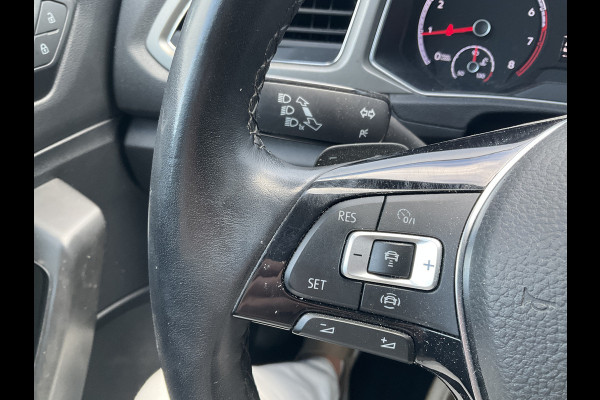 Volkswagen T-Roc 1.5 TSI Sport Trekhaak Automaat Adap.Cruise Navi Carplay PDC Stoelverw 49430KM!