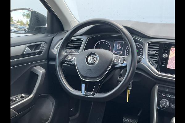 Volkswagen T-Roc 1.5 TSI Sport Trekhaak Automaat Adap.Cruise Navi Carplay PDC Stoelverw 49430KM!