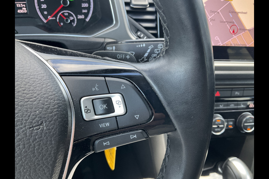 Volkswagen T-Roc 1.5 TSI Sport Trekhaak Automaat Adap.Cruise Navi Carplay PDC Stoelverw 49430KM!