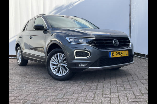 Volkswagen T-Roc 1.5 TSI Sport Trekhaak Automaat Adap.Cruise Navi Carplay PDC Stoelverw 49430KM!