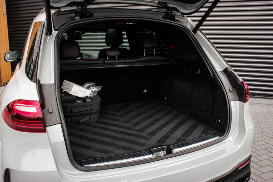 Mercedes-Benz GLE AMG 53 Hybrid 4MATIC+ NIGHT EDITION / LUCHTVERING / TREKHAAK / BURMESTER / FULL / DEALER AUTO/ MANUFAKTUR