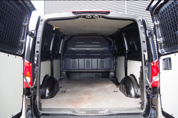 Mercedes-Benz Vito 116 CDI L2 Select LED, LEDER, TREKHAAK, ADAPT. CRUISE, STOEL/STUURVERWARMING, CAMERA, NAVI, CLIMA, NL AUTO, NAP