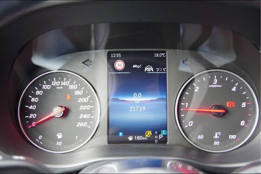 Mercedes-Benz Vito 116 CDI L2 Select LED, LEDER, TREKHAAK, ADAPT. CRUISE, STOEL/STUURVERWARMING, CAMERA, NAVI, CLIMA, NL AUTO, NAP