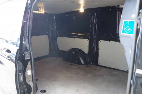 Mercedes-Benz Vito 116 CDI L2 Select LED, LEDER, TREKHAAK, ADAPT. CRUISE, STOEL/STUURVERWARMING, CAMERA, NAVI, CLIMA, NL AUTO, NAP