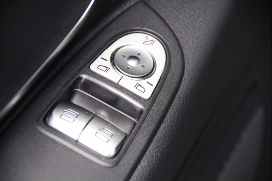 Mercedes-Benz Vito 116 CDI L2 Select LED, LEDER, TREKHAAK, ADAPT. CRUISE, STOEL/STUURVERWARMING, CAMERA, NAVI, CLIMA, NL AUTO, NAP